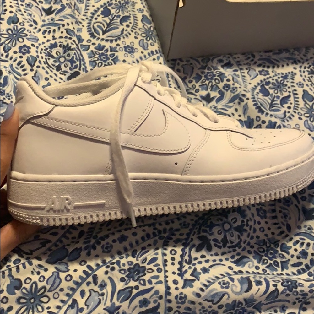Nike Air Force 1 ‘07 in youth size 6.5